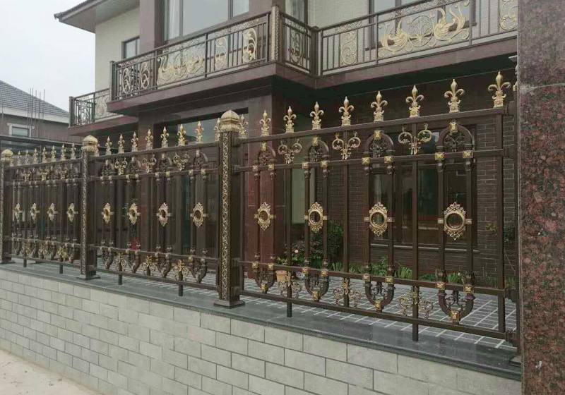  鋁（lǚ）藝護欄展示