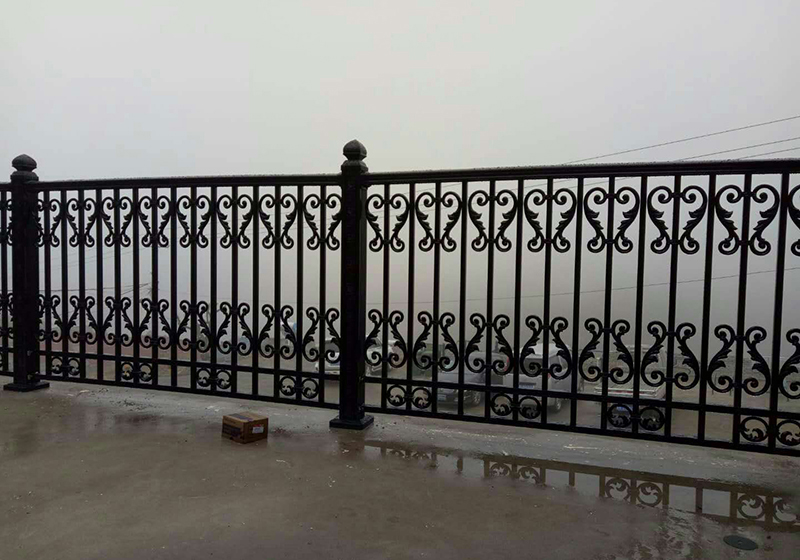  鋁（lǚ）藝護欄產品